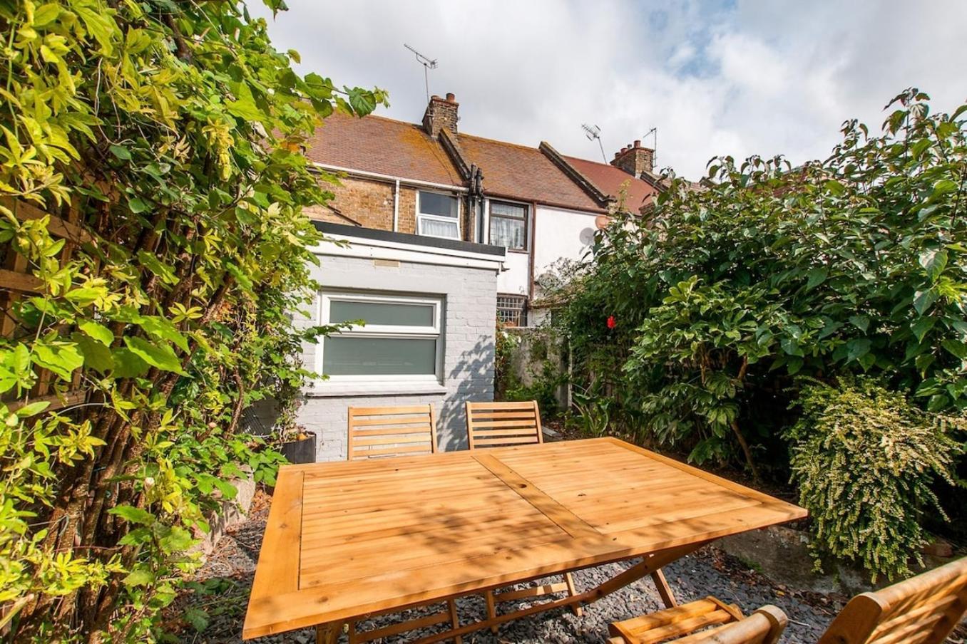 Magdala Cottage -Village Location- Dog Friendly Broadstairs Kültér fotó